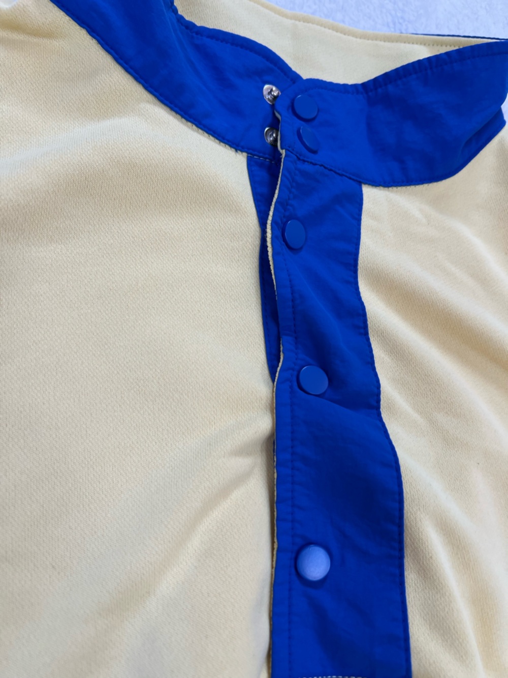 Two Piece Colorblock Set - Picture 4 of 6